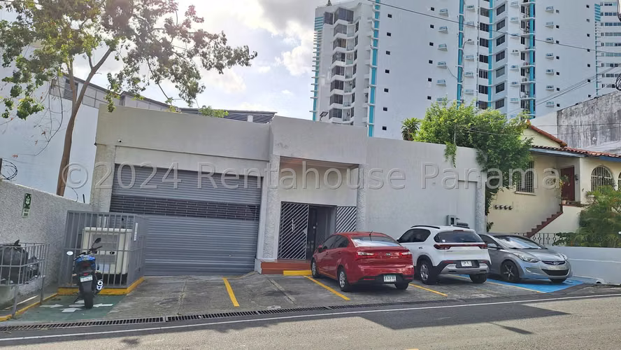 Casa comercial en venta en San Francisco SYH