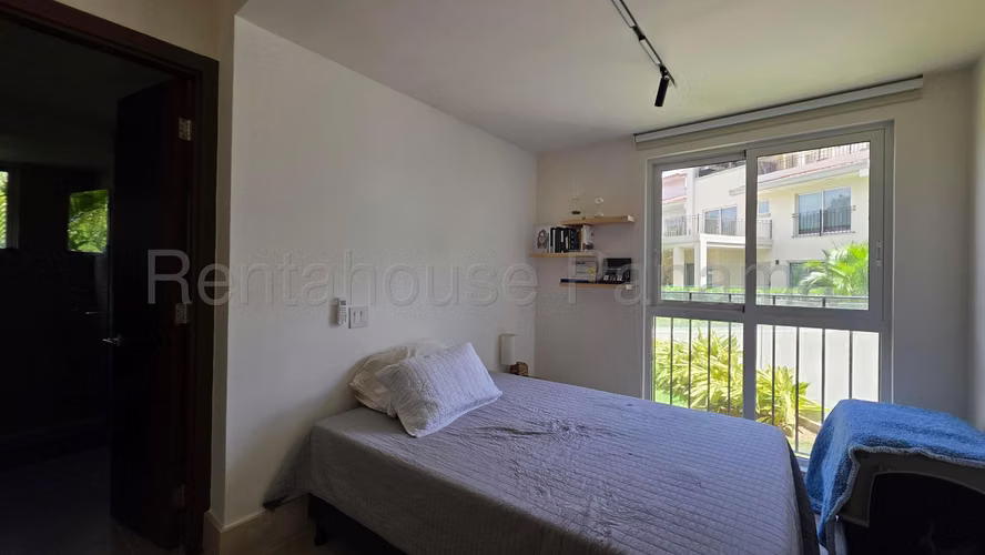 Apartamento en venta en Santa Maria SYH