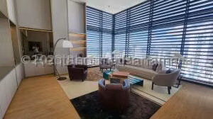 Alquiler de Apartamento con 101m2 en Bella Vista PH Nuovo Armani 26-6912SR