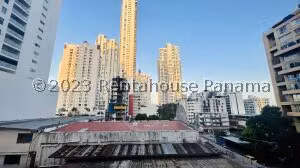 Venta de Apartamento con 142m2 en San Francisco PH Torres Coco Mar 26-6889SR