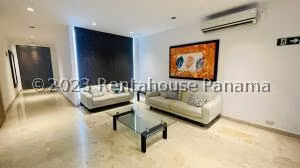Venta de Apartamento con 142m2 en San Francisco PH Torres Coco Mar 26-6889SR
