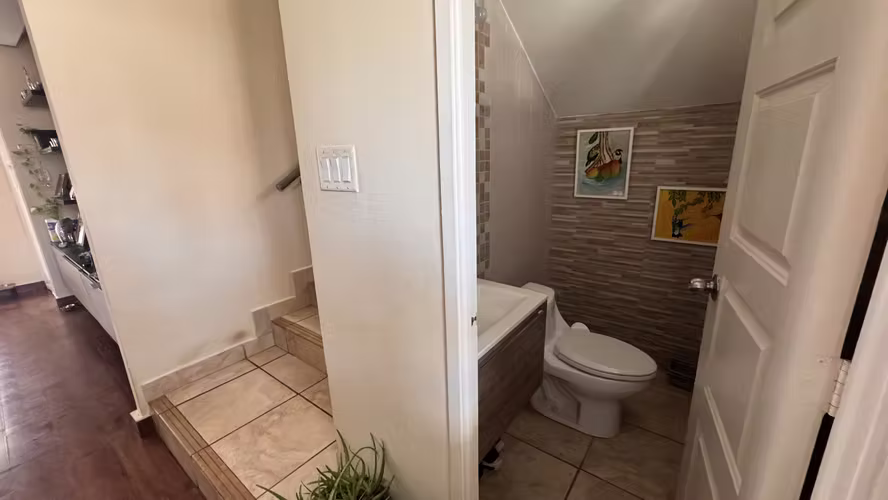 SE VENDE – Casa IMPECABLE de 2 pisos PH EVEREST, Brisas Norte PRG-02