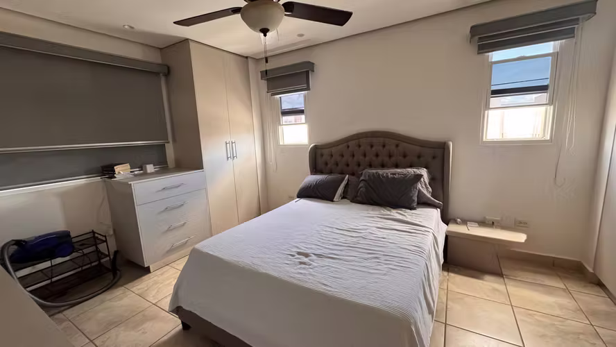 SE VENDE – Casa IMPECABLE de 2 pisos PH EVEREST, Brisas Norte PRG-02