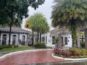 Casa en Venta en Versalles 26jack1882