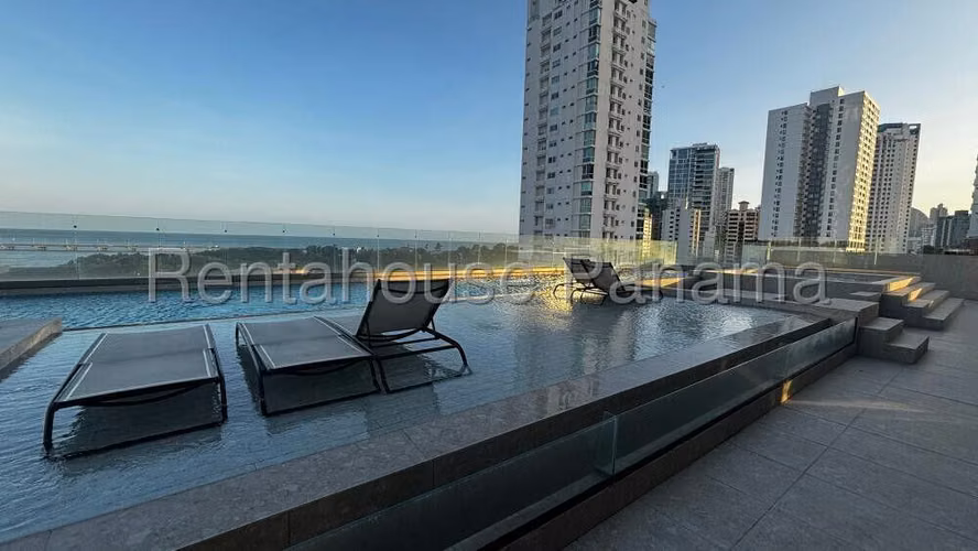 Apartamento en Alquiler en Coco del Mar AFC 26-4862