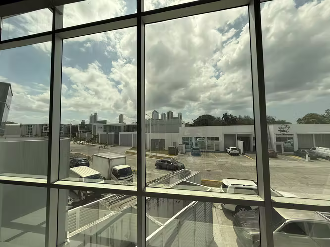 Se Vende Galera de 335m2 en Panama Business Center