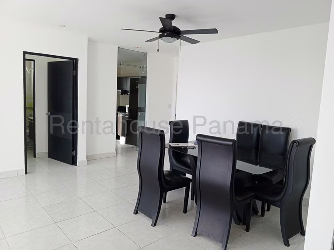 Se Vende Apartamento en Edison Park VLU26-6879