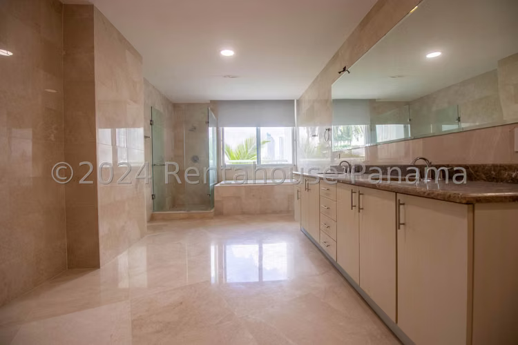 Se Vende Apartamento en Paitilla VLU26-6907