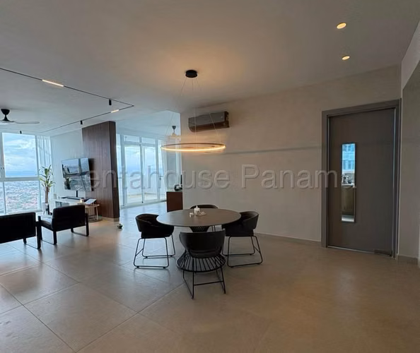 Venta de Amplio Apartamento en Costa del Este Ph Country Club  Mts2: 335 PD - Imagen 3