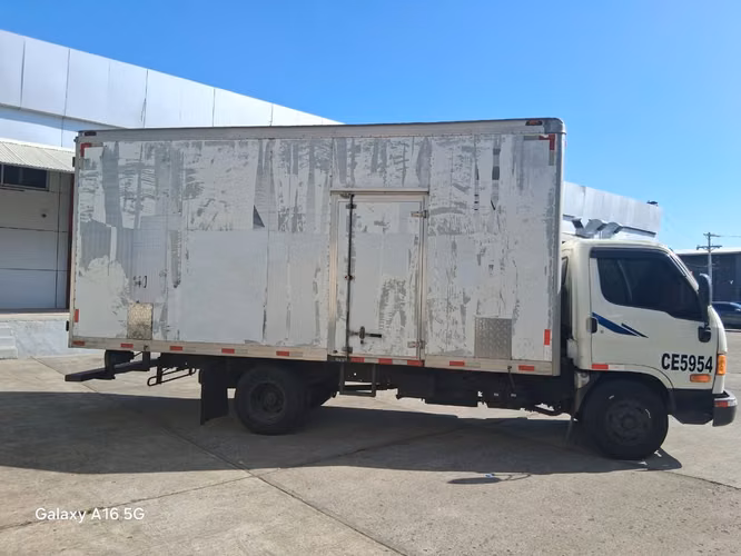 CAMION HYUNDAI HD 72 - AÑO 2016