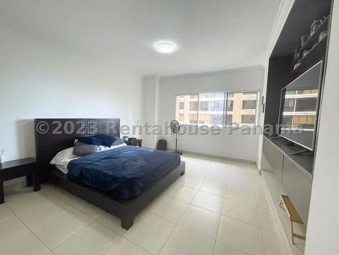 Venta de Amplio Y Remodelado Apartamento en Obarrio 26*1512Mfk