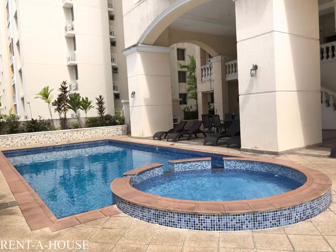 Venta de Amplio Y Remodelado Apartamento en Obarrio 26*1512Mfk