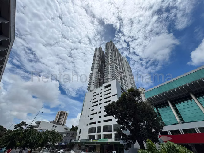 local comerical  En Venta En Obarrio SYH
