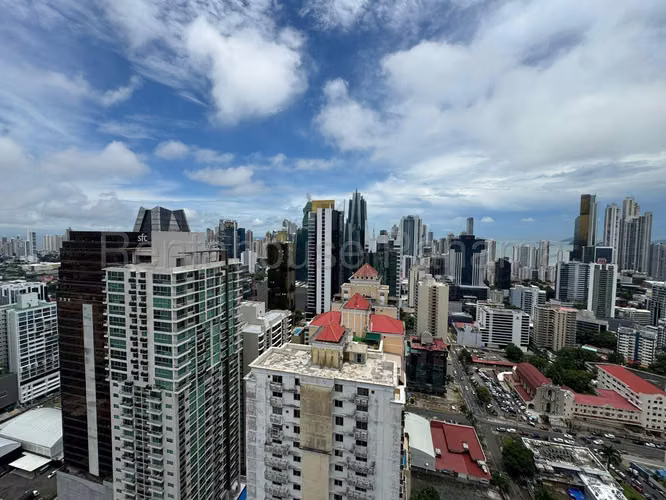 local comerical  En Venta En Obarrio SYH