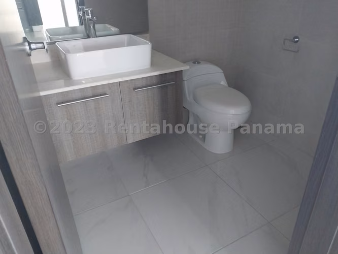 Se Vende Apartamento en Edison Park LA26-6939
