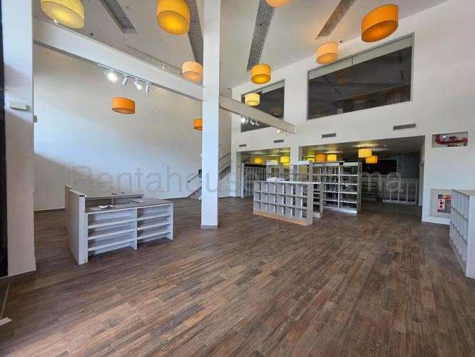 ALQUILER DE LOCAL EN CENTROMALL OBARRIO HQ