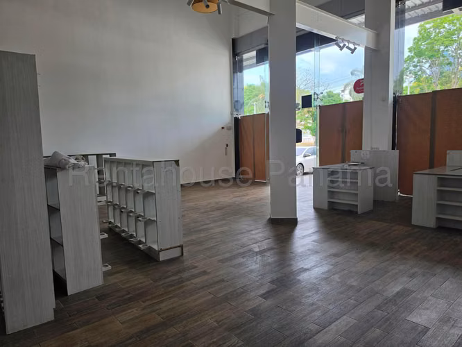 ALQUILER DE LOCAL EN CENTROMALL OBARRIO HQ