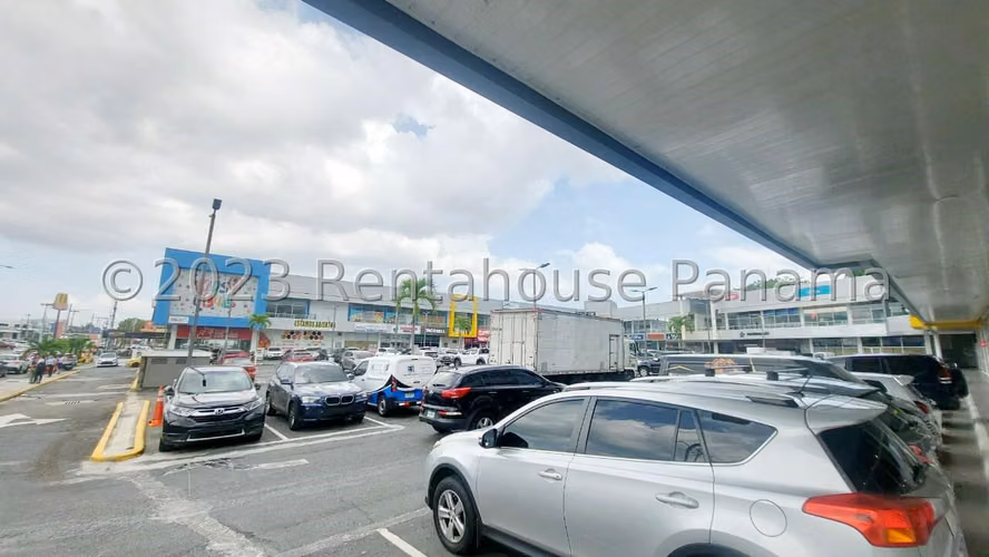 Local Comercial En Alquiler En Brisas Del Golf Syh