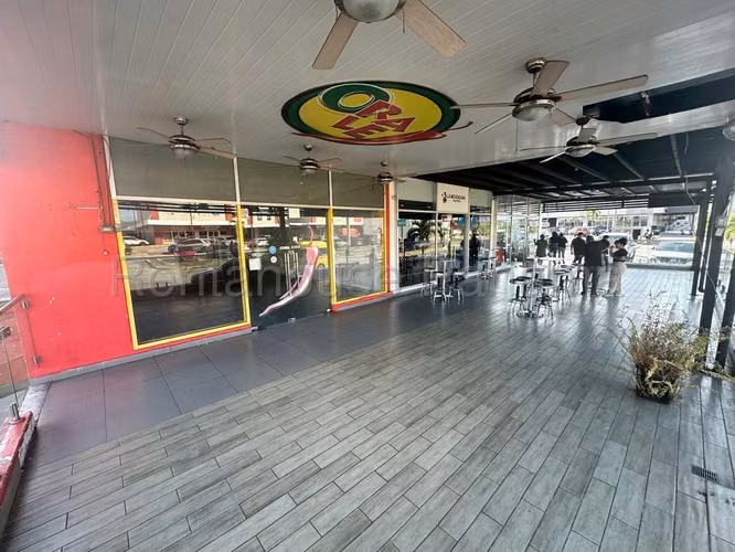 Local Comercial En Alquiler En Brisas Del Golf Syh