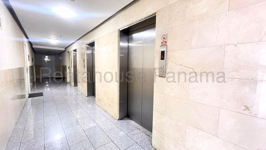 Vendo oficina en Bella Vista MPM 25-8837