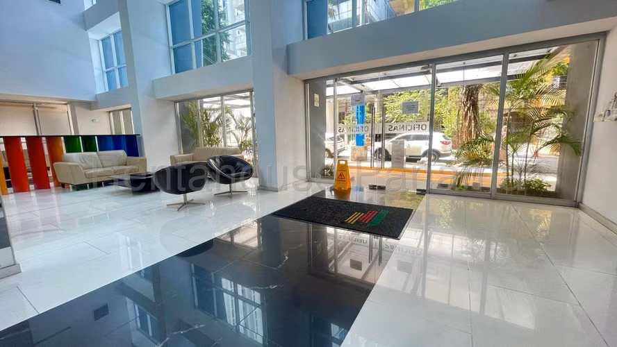 Vendo oficina en Bella Vista MPM 25-8837