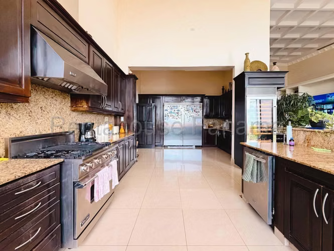 Casa En Venta En Altos De Santa Maria Syh