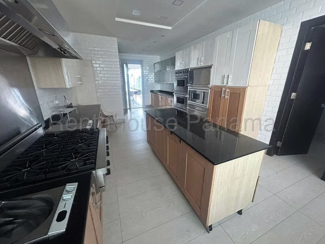 Apartamento En Venta En Punta Pacifica Syh