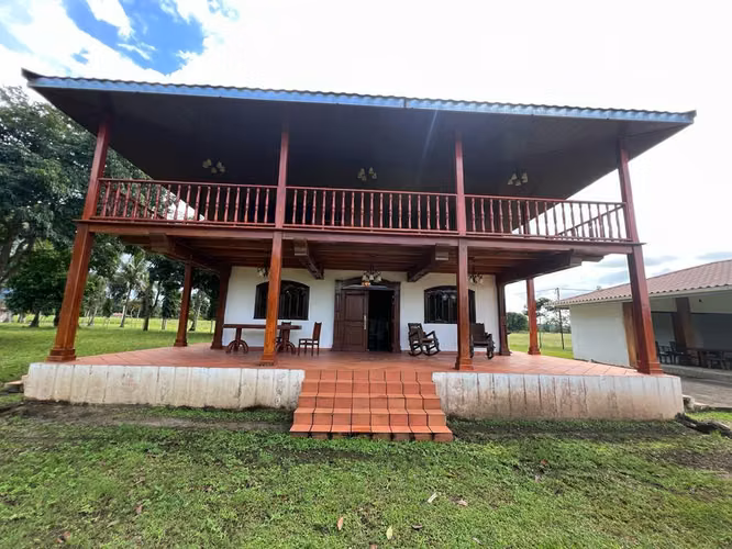 VENDO FINCA PRODUCTIVA 44 HECTAREAS PARA INVERSION GANADERIA Y AGRO INDUSTRIAL