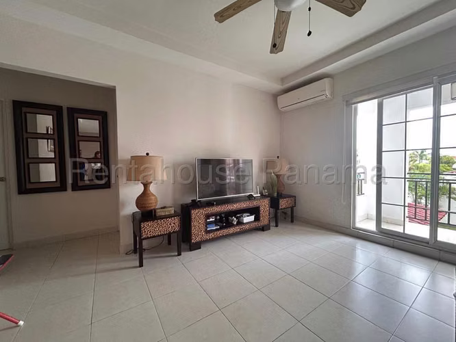 Casa en Venta en Quintas de Versalles RJ