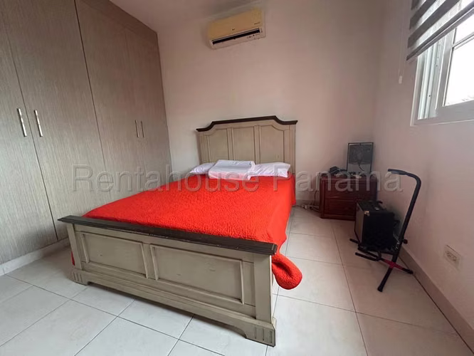 Casa en Venta en Quintas de Versalles RJ