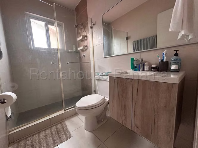 Casa en Venta en Quintas de Versalles RJ
