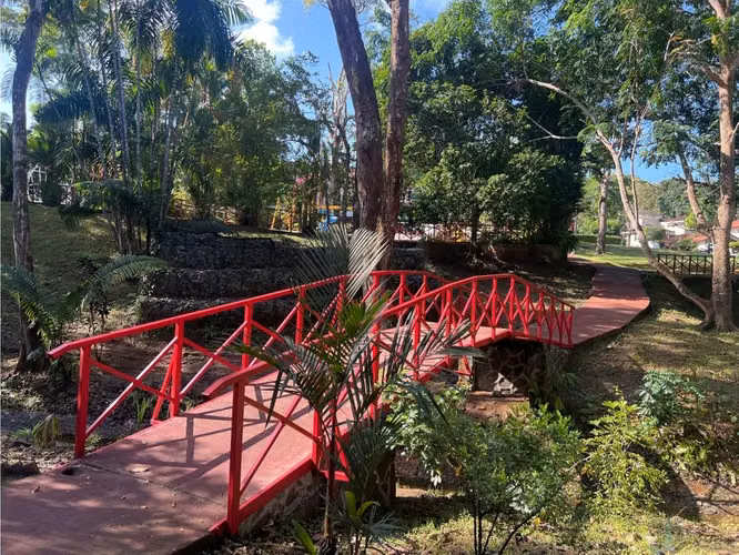 VENTA CASA CAMINO DE CRUCES 1333.23 M2 CERCA CLAYTON MLD