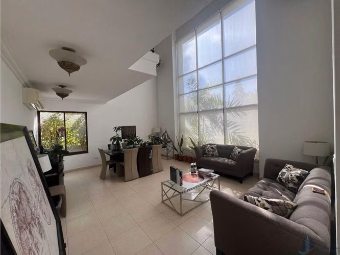 VENTA CASA CAMINO DE CRUCES 1333.23 M2 CERCA CLAYTON MLD