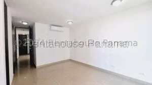 Venta de Apartamento con 110m2 en Costa del Este PH Pijao 26-6850SR