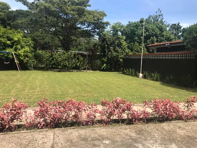 Remate de casa en Don Bosco, Las Acacias # 2238 cvd - Imagen 7