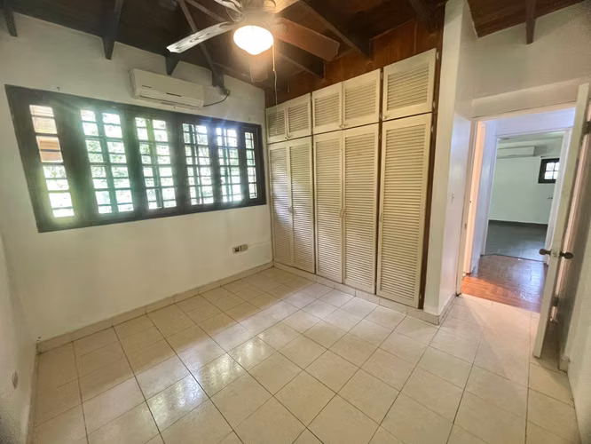 Remate de casa en Don Bosco, Las Acacias # 2238 cvd - Imagen 14