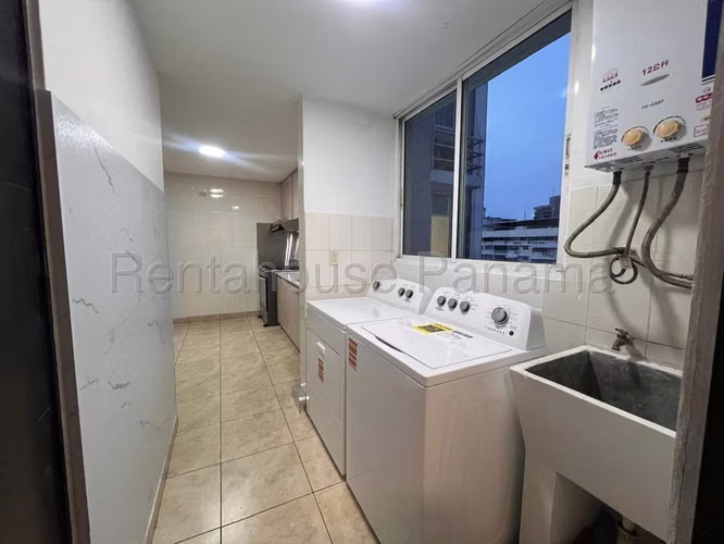 alquilo apartamento en el cangrejo OF 26-3453