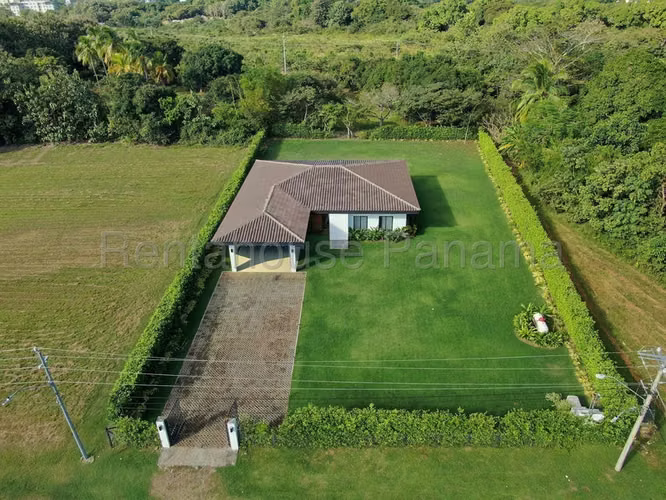 vendo casa en playa blanca OF 26-5042