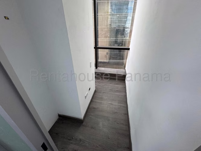 VENTA DE OFICINA EN CALLE 50 MCD26-1634