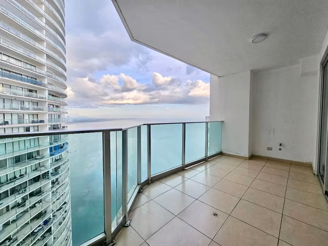 Alquiler o Venta de apartamento en PH Oasis - Imagen 6