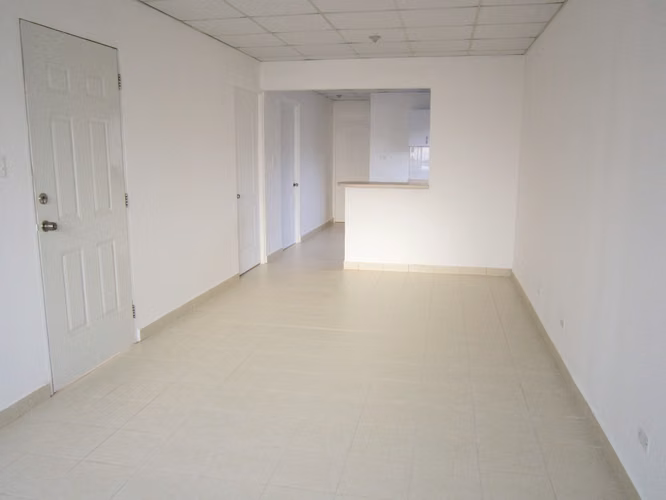 ¡Se alquila habitación en El Palmar de Arraijan ! - Imagen 3
