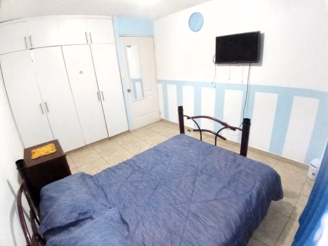 ¡Se alquila habitación PREMIUM Aire+TV Brisas del Golf Arraiján! 