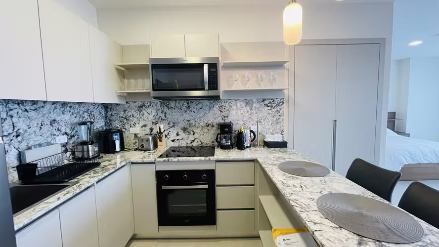 Alquiler de apartamento amoblado en Costa del Este  AK