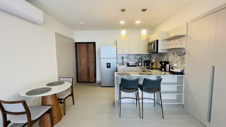 Alquiler de apartamento amoblado en Costa del Este  AK