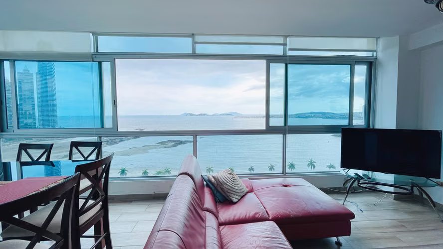 Venta de apartamento amoblado en la Avenida Balboa   AK