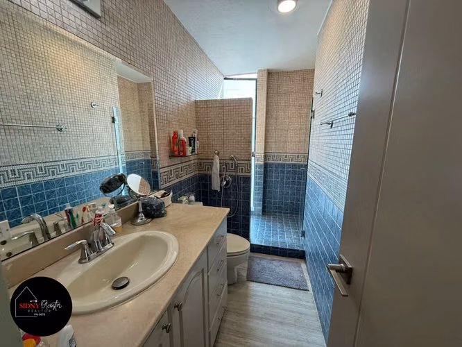 Venta Apartamento Frente al Parque Omar/Apartment For Sale at the Park - Imagen 15