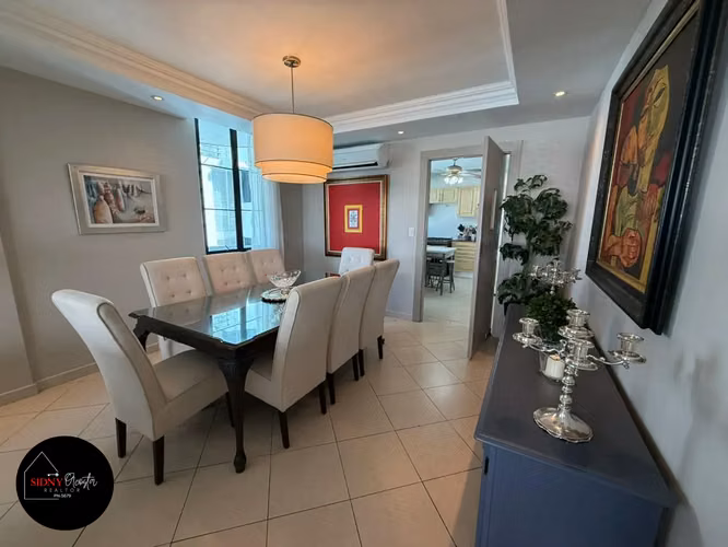 Venta Apartamento Frente al Parque Omar/Apartment For Sale at the Park - Imagen 4
