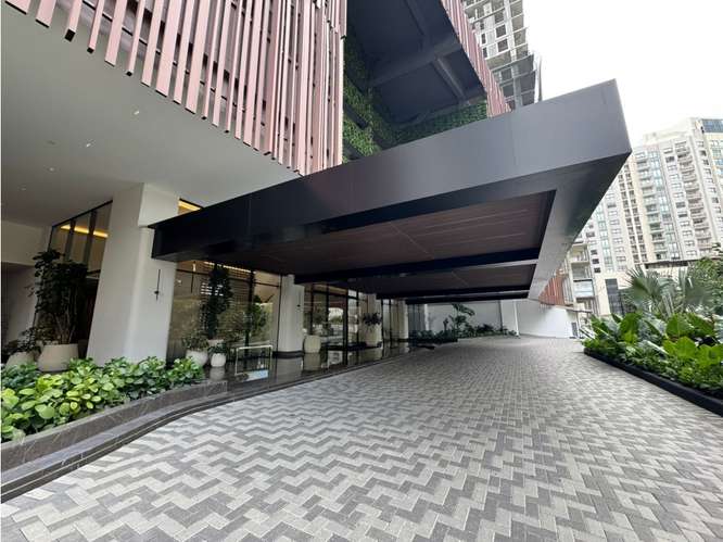 The Ivy, en Santa María - Se vende apartamento, totalmente remodelado