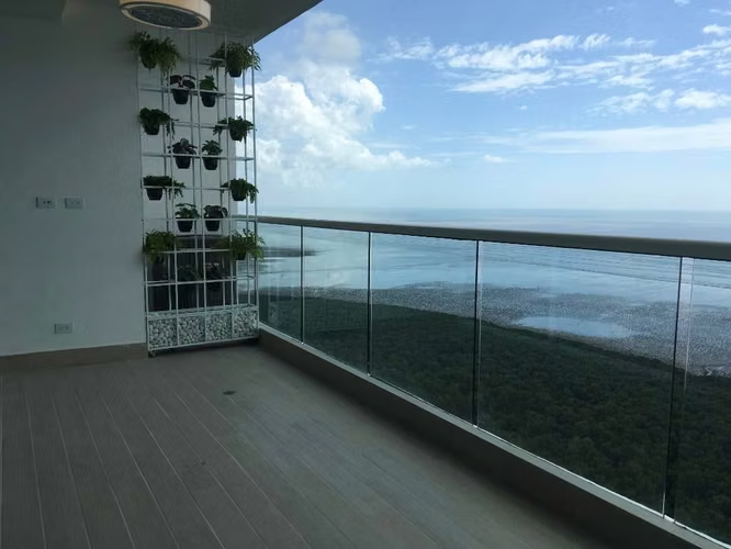 Lujoso Apartamento en Costa del Este Ph Acqua I Mts2: 325 PD