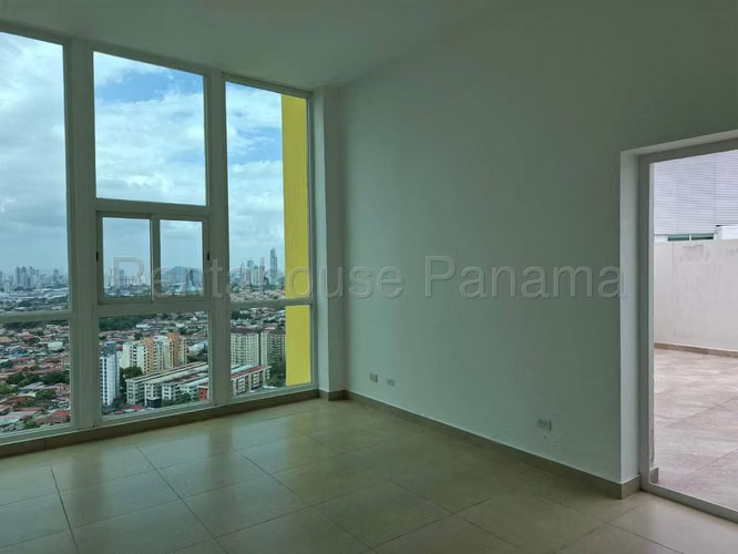 Venta de Apartamento en Condado del Rey Ph Kings Park Mts2: 189.36 PD